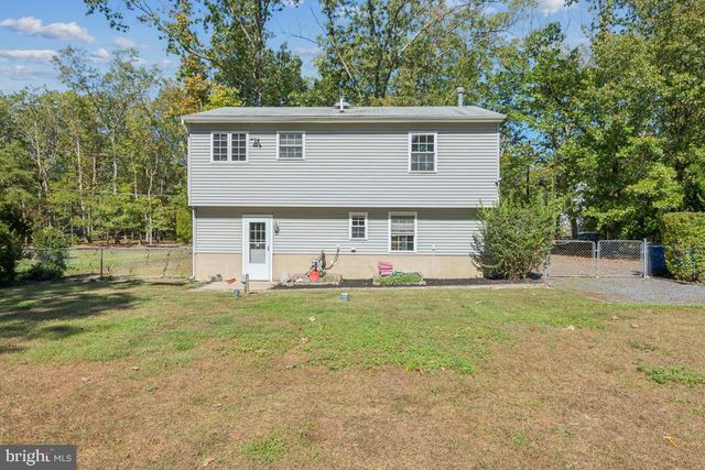 120 ALABAMA TRL, Browns Mills, NJ 08015