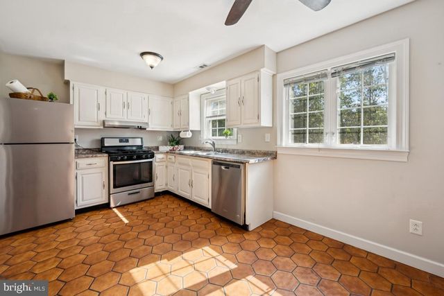 120 ALABAMA TRL, Browns Mills, NJ 08015