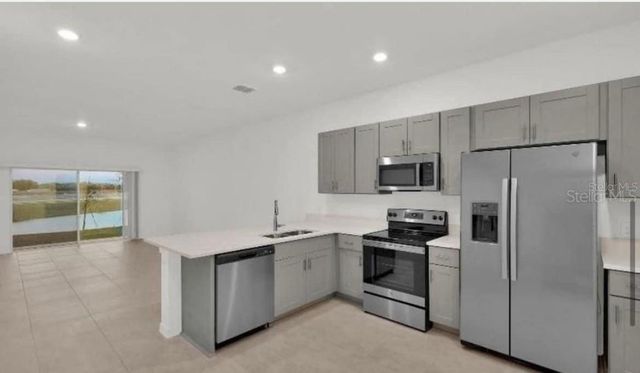 2081 VIEWFINDER ST, Kissimmee, FL 34758