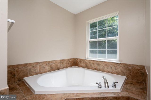 7307 GARDENIA LN, Glen Burnie, MD 21060