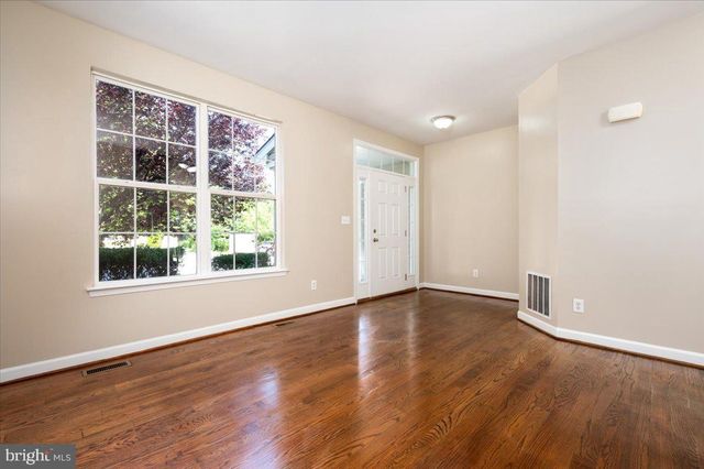 7307 GARDENIA LN, Glen Burnie, MD 21060