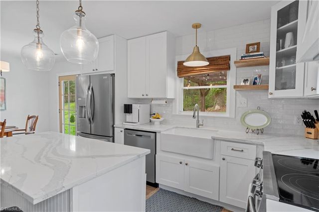 1044 Gales Avenue, Winston-salem, NC 27103