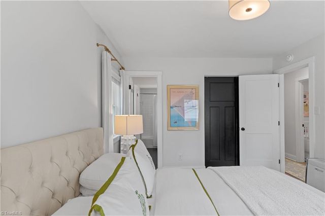 1044 Gales Avenue, Winston-salem, NC 27103