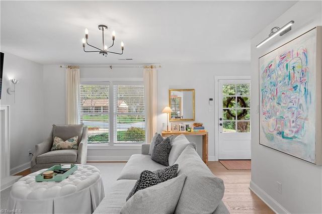 1044 Gales Avenue, Winston-salem, NC 27103