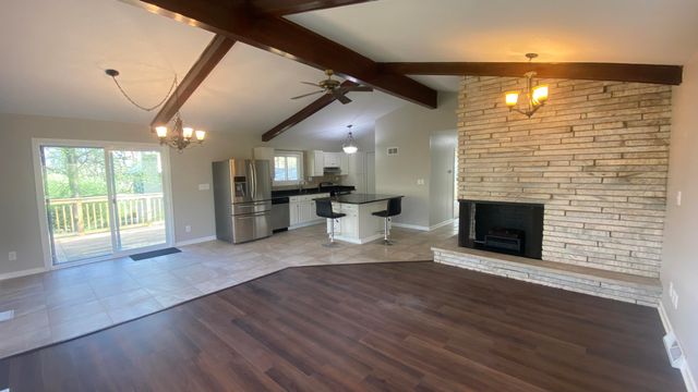 4311 Hogan Court, Crown Point, IN 46307