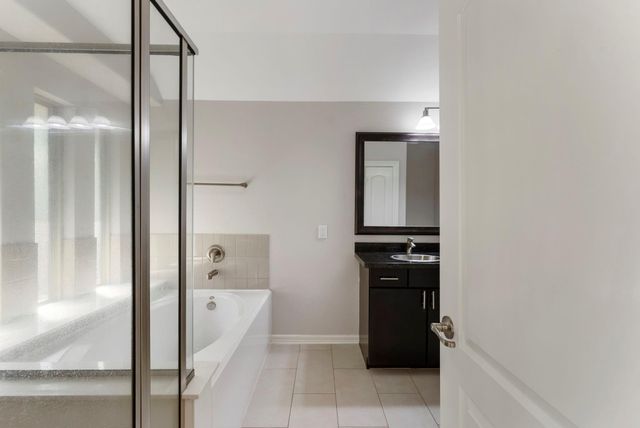 31 Aventura Place, Spring, TX 77389