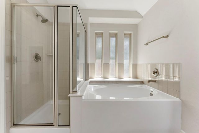 31 Aventura Place, Spring, TX 77389