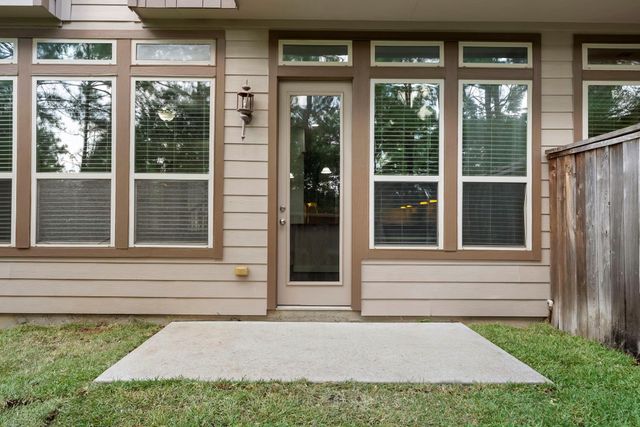 31 Aventura Place, Spring, TX 77389