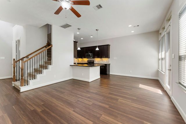 31 Aventura Place, Spring, TX 77389