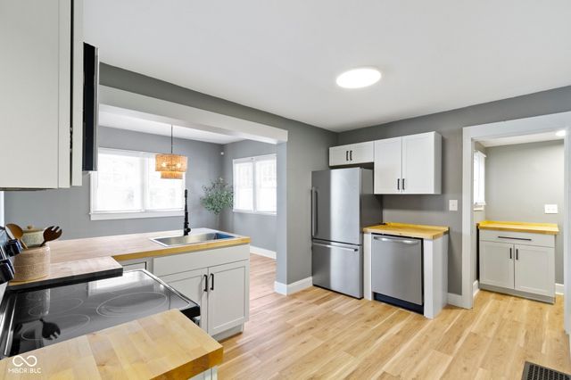 3960 N Illinois Street, Indianapolis, IN 46208