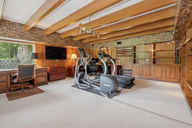 W1800 County Road B, Genoa City, WI 53128