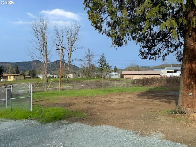 169 CARTE Ln, Myrtle Creek, OR 97457