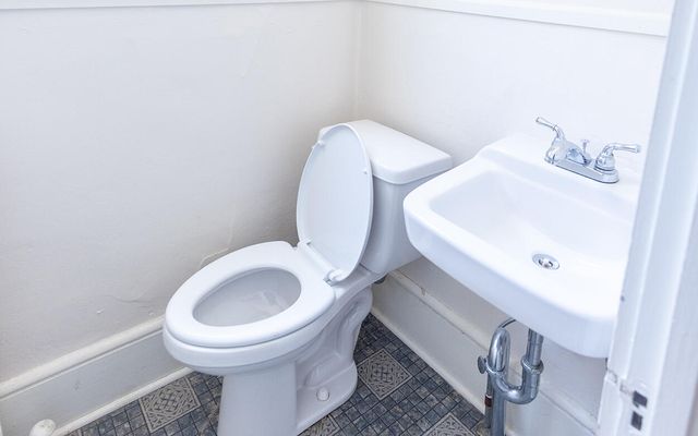 502 N Market ST, Salem, VA 24153