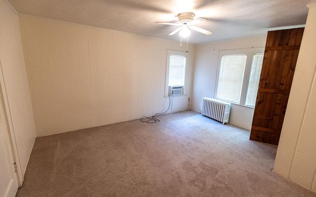 502 N Market ST, Salem, VA 24153