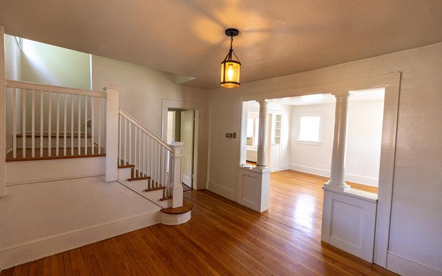 502 N Market ST, Salem, VA 24153