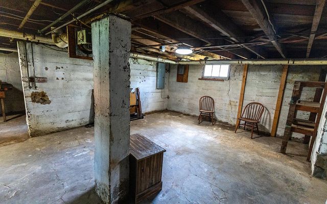 502 N Market ST, Salem, VA 24153