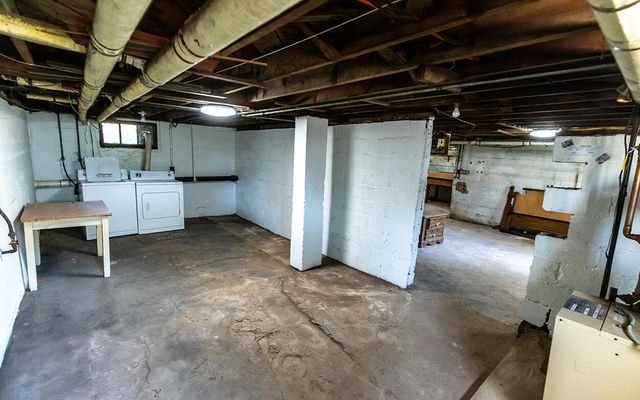 502 N Market ST, Salem, VA 24153