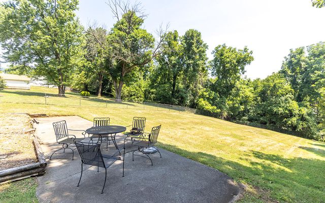 502 N Market ST, Salem, VA 24153