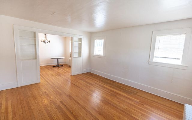 502 N Market ST, Salem, VA 24153