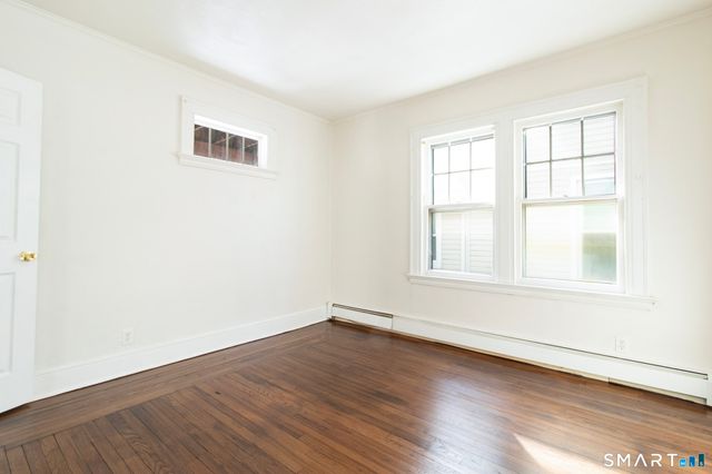 82 Noble Street, West Haven, CT 06516