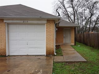 2113 RW Bivens Street 2115, Fort Worth, TX 76105