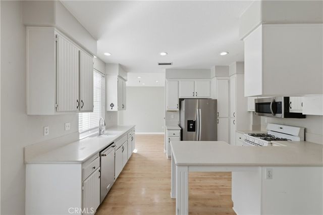 23322 Montecito Place, Valencia, CA 91354