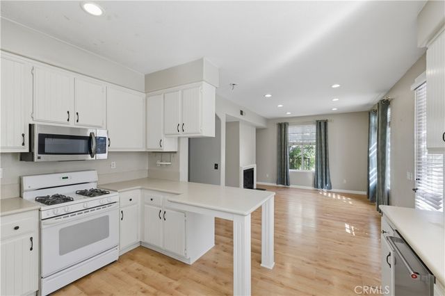 23322 Montecito Place, Valencia, CA 91354