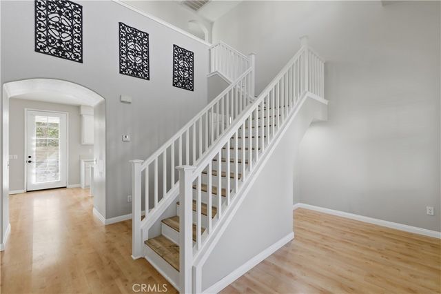 23322 Montecito Place, Valencia, CA 91354