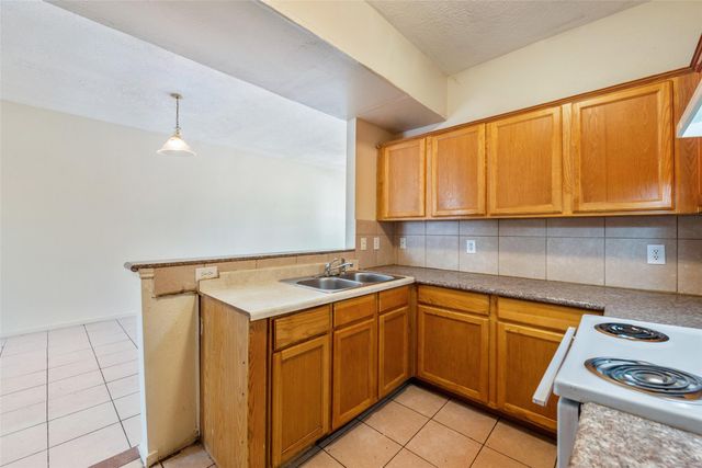 6827 Dumble Street A, Houston, TX 77021