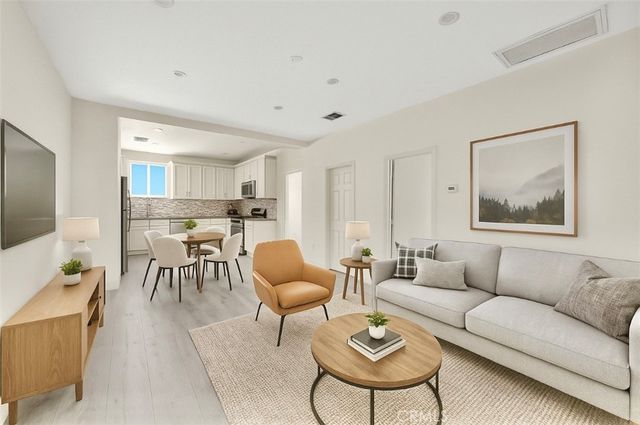 57 N Baldwin Avenue B, Sierra Madre, CA 91024