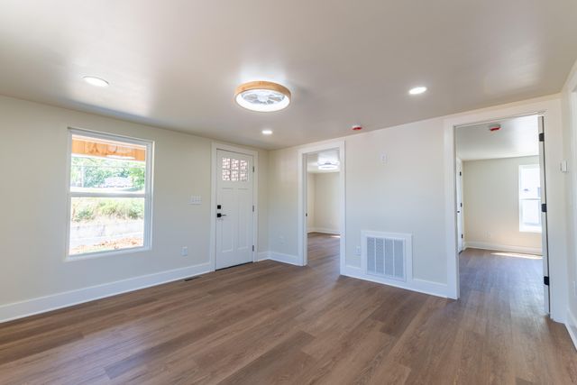 227 Jacksboro Street, Somerset, KY 42501