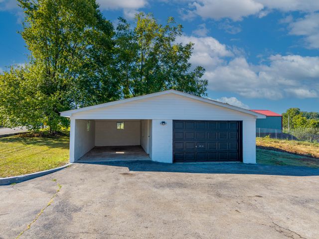 227 Jacksboro Street, Somerset, KY 42501