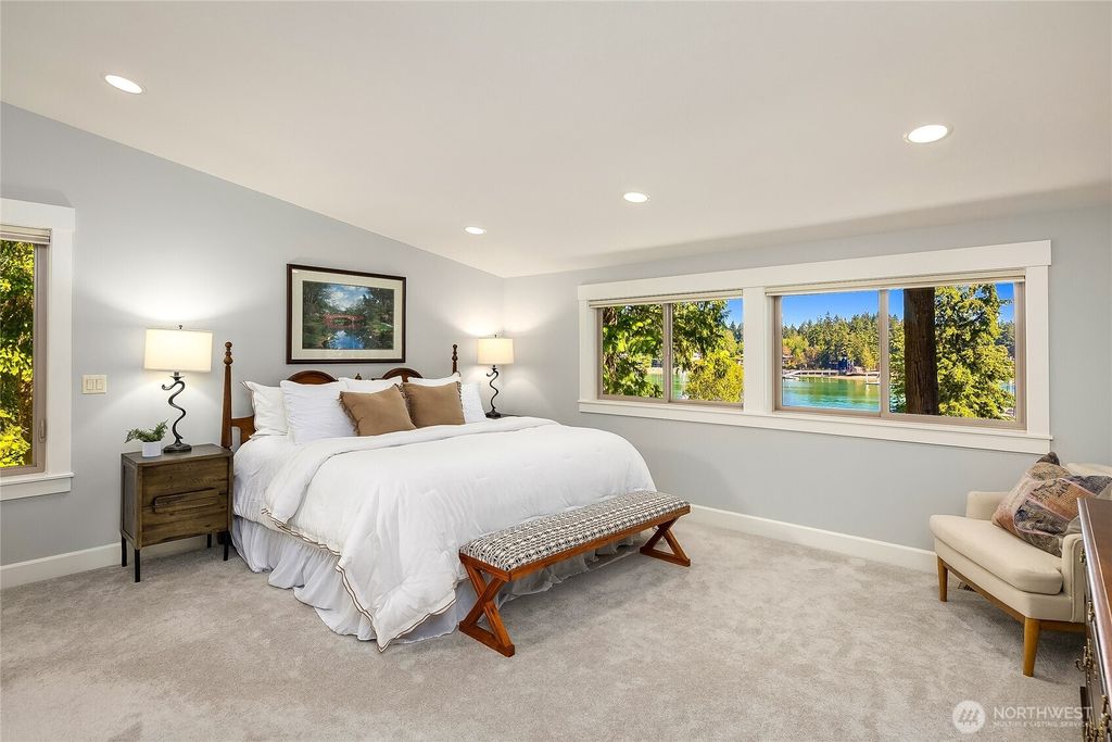 Image 19 of property listing at 8300 NE Hidden Cove Road, Bainbridge Island, WA 98110