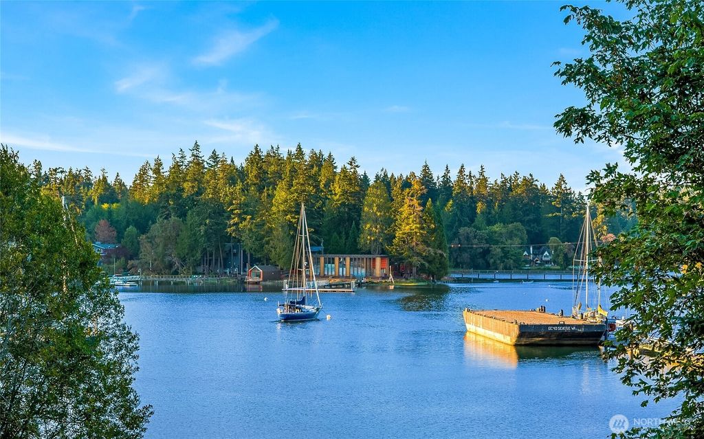 Image 23 of property listing at 8300 NE Hidden Cove Road, Bainbridge Island, WA 98110