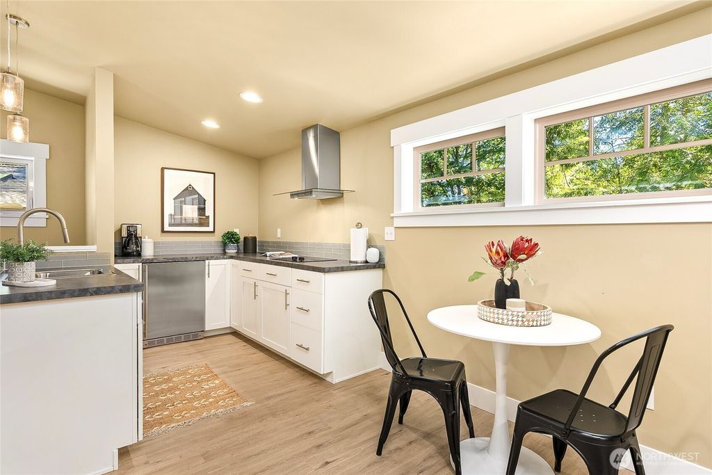 Image 32 of property listing at 8300 NE Hidden Cove Road, Bainbridge Island, WA 98110