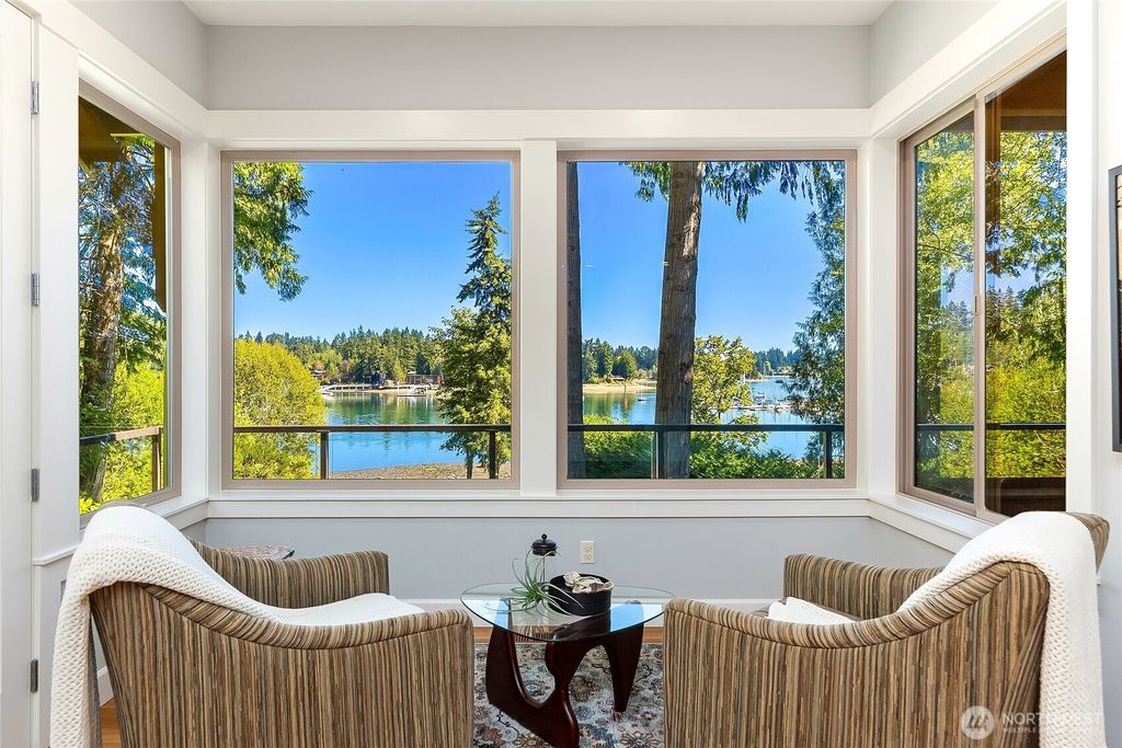 Image 8 of property listing at 8300 NE Hidden Cove Road, Bainbridge Island, WA 98110
