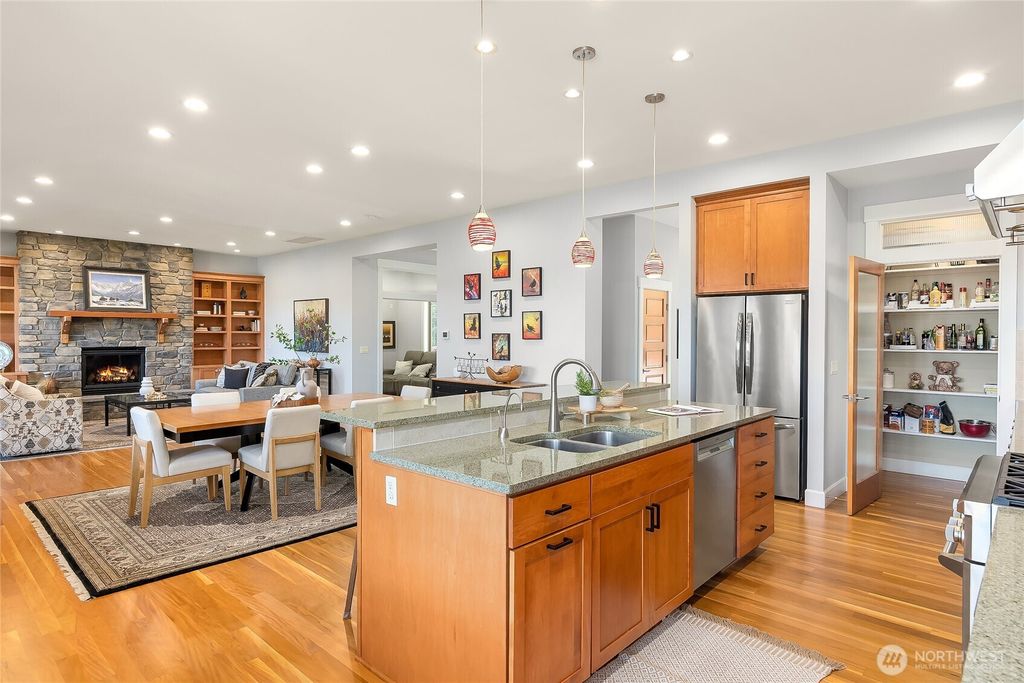 Image 9 of property listing at 8300 NE Hidden Cove Road, Bainbridge Island, WA 98110