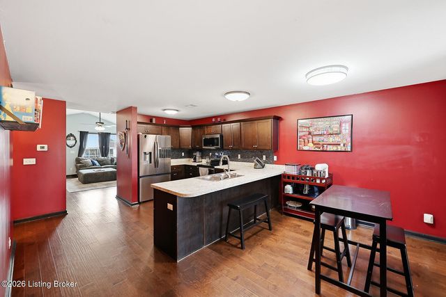 2066 Osprey Cove Dr, Shelbyville, KY 40065