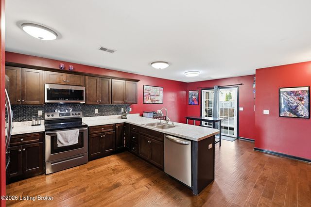 2066 Osprey Cove Dr, Shelbyville, KY 40065
