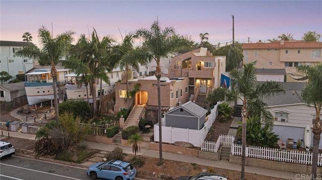 720 3rd Street, Encinitas, CA 92024