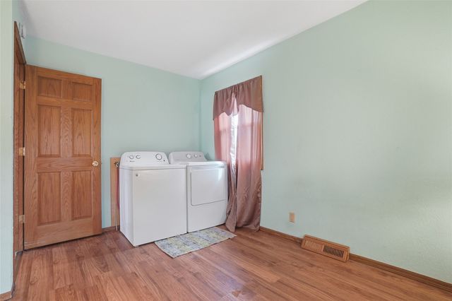 235 Wiley Boulevard NW, Cedar Rapids, IA 52405