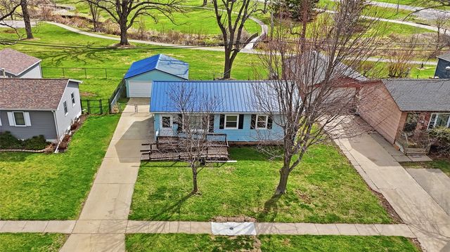 235 Wiley Boulevard NW, Cedar Rapids, IA 52405