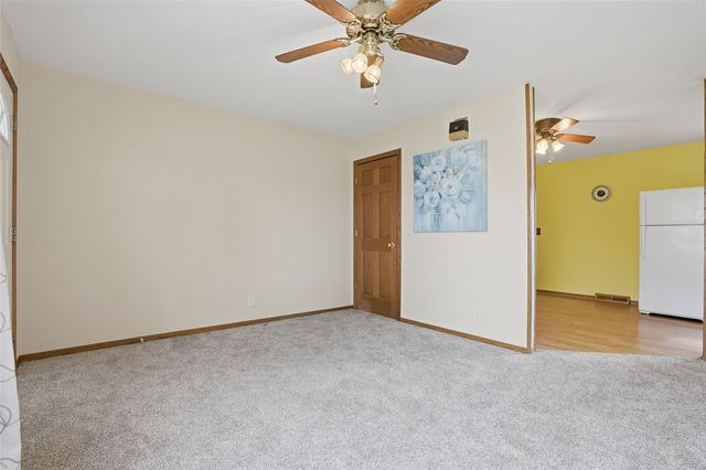 235 Wiley Boulevard NW, Cedar Rapids, IA 52405