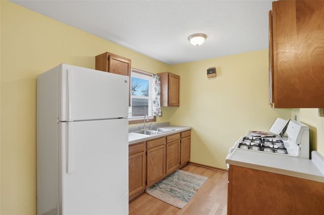235 Wiley Boulevard NW, Cedar Rapids, IA 52405