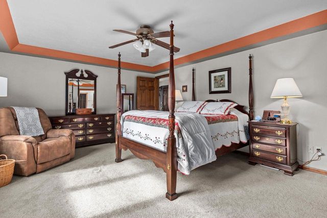 130 HILLTOP DRIVE, Neenah, WI 54956