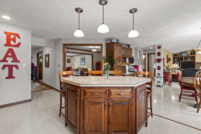 130 HILLTOP DRIVE, Neenah, WI 54956