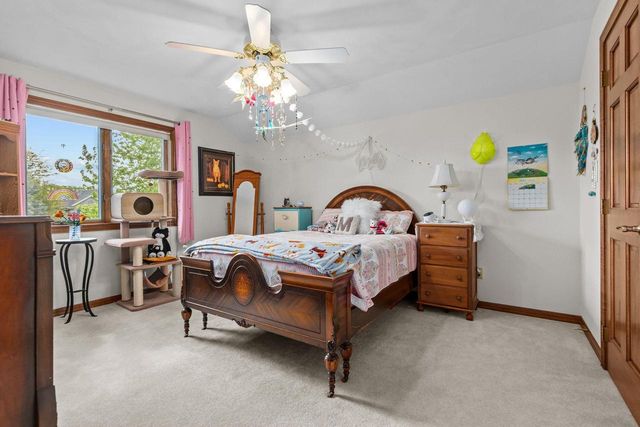 130 HILLTOP DRIVE, Neenah, WI 54956