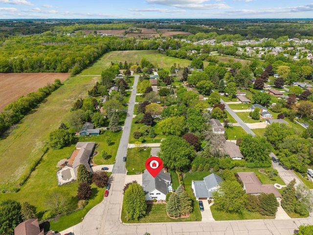 130 HILLTOP DRIVE, Neenah, WI 54956