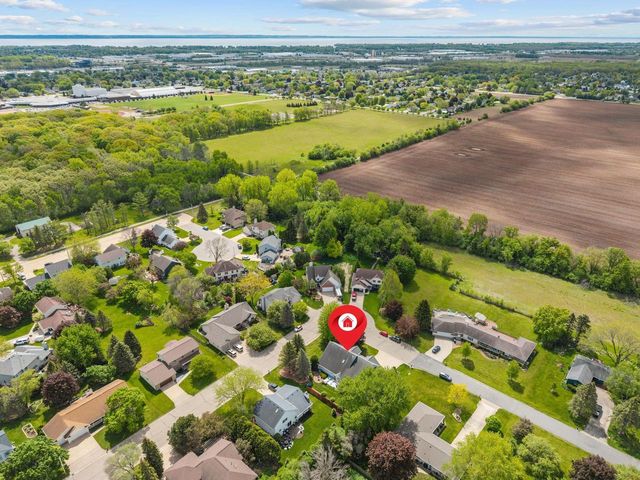 130 HILLTOP DRIVE, Neenah, WI 54956