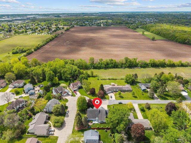 130 HILLTOP DRIVE, Neenah, WI 54956